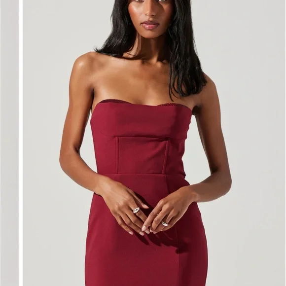 ASTR The Label Melani Embellished Midi Dress - Picture 3 of 3